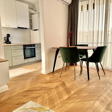 Bel Dom - The Park, Luxury 2 Rooms Apartment With Panorama クルージュ＝ナポカ エクステリア 写真