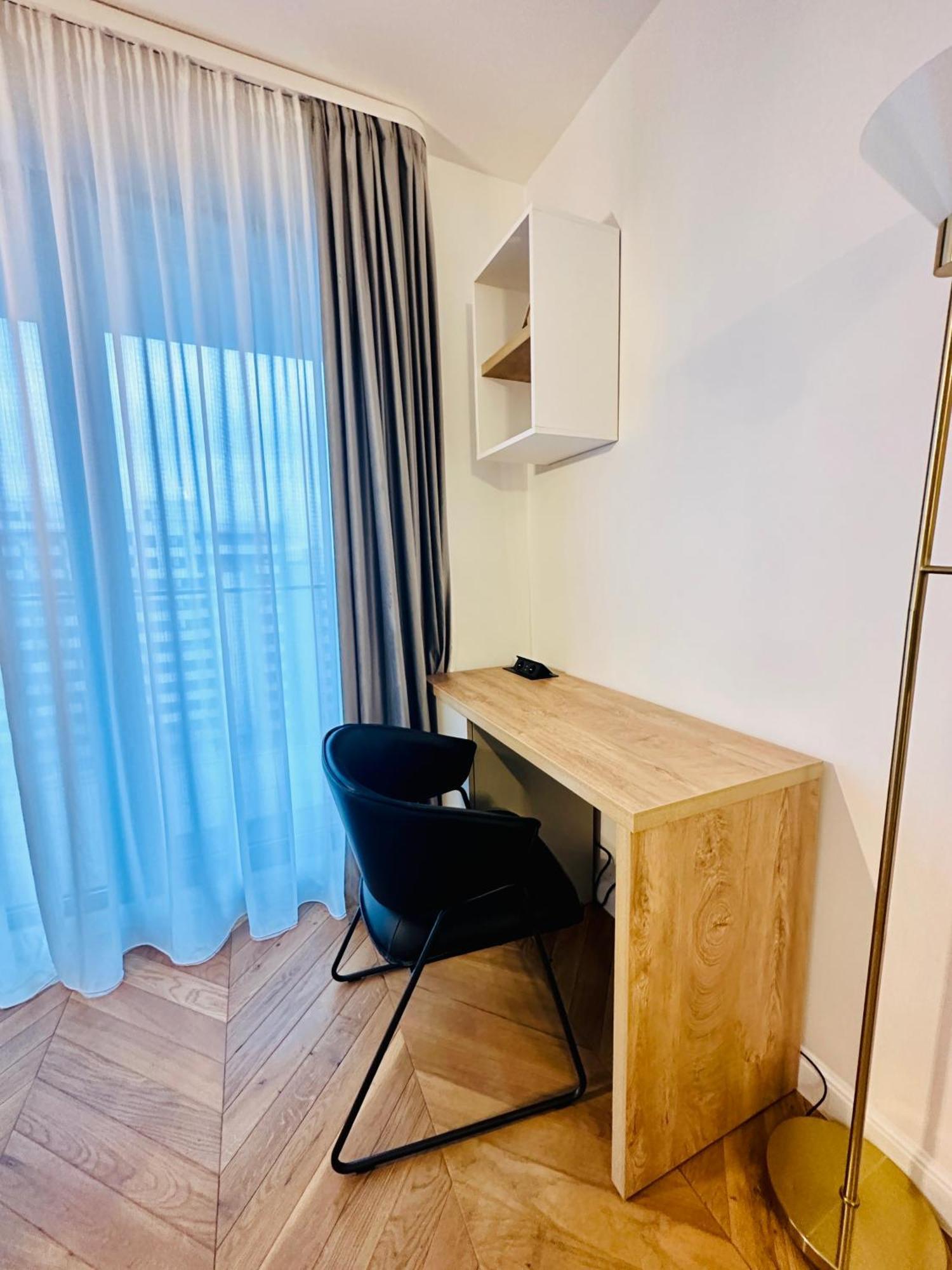 Bel Dom - The Park, Luxury 2 Rooms Apartment With Panorama クルージュ＝ナポカ エクステリア 写真