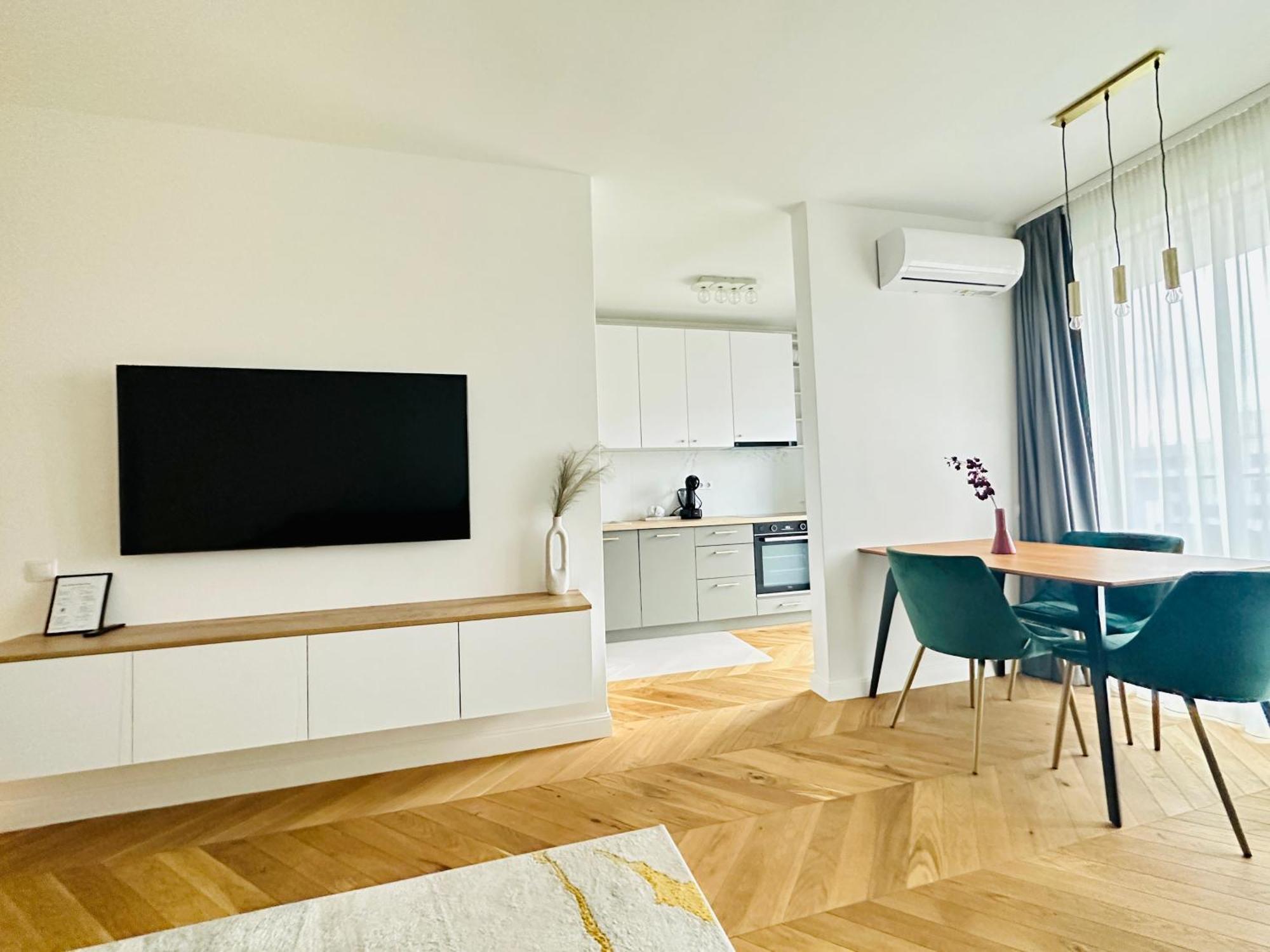 Bel Dom - The Park, Luxury 2 Rooms Apartment With Panorama クルージュ＝ナポカ エクステリア 写真
